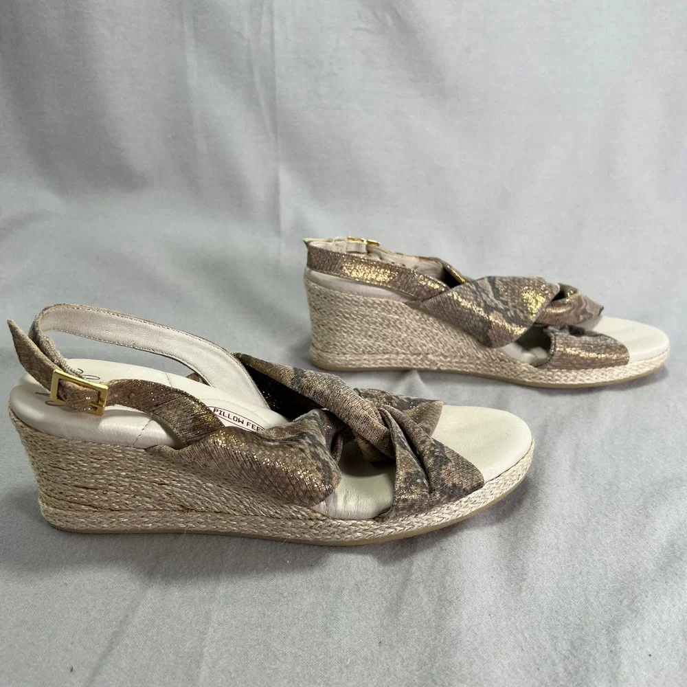 Amalfi by Rangoni Laerte Wedge Gold Metallic Animal Print Knot Espadrille 10WIDE